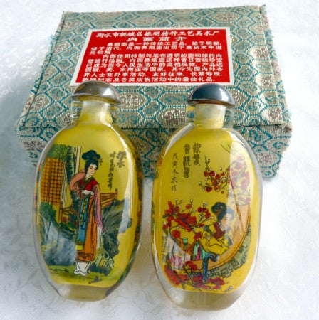 Inside Painting Chinese Four Beauty Glass Snuff Bottle 