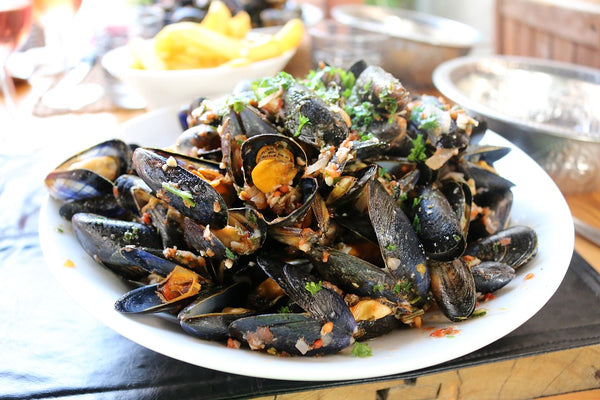 Orange and Basil Mussels