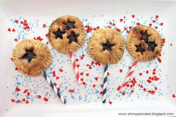 Patriotic Pie Ideas - Independence Day Berry Pie Pops