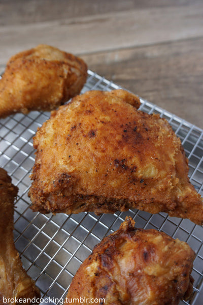 Fried chicken in wire rack