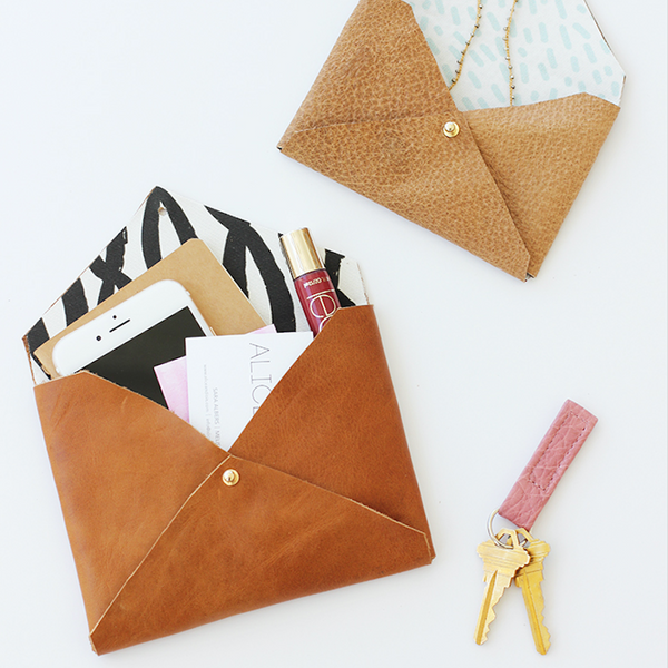 DIY ENVELOPE COIN PURSE // THE LEATHER SHED BLOG
