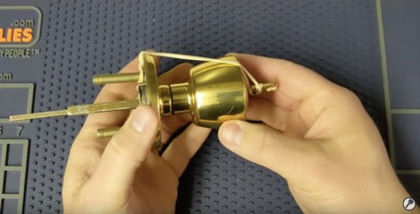 Using a rubberband to rekey a weiser lock