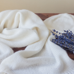 White cashmere scarf