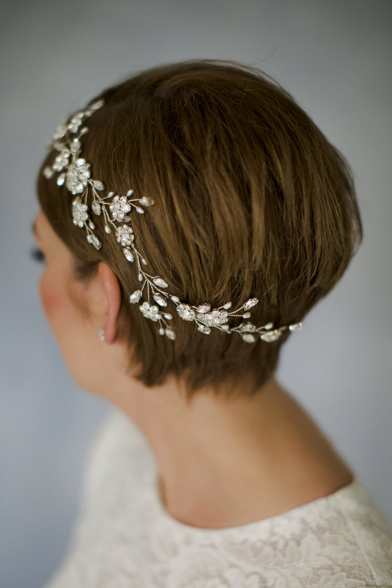 Crystal wedding hair accessory hairvine for a short haired bride 