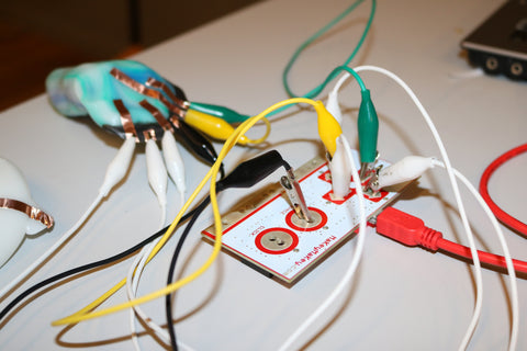 AnyShape, Plastimake Game Controller MaKey Makey