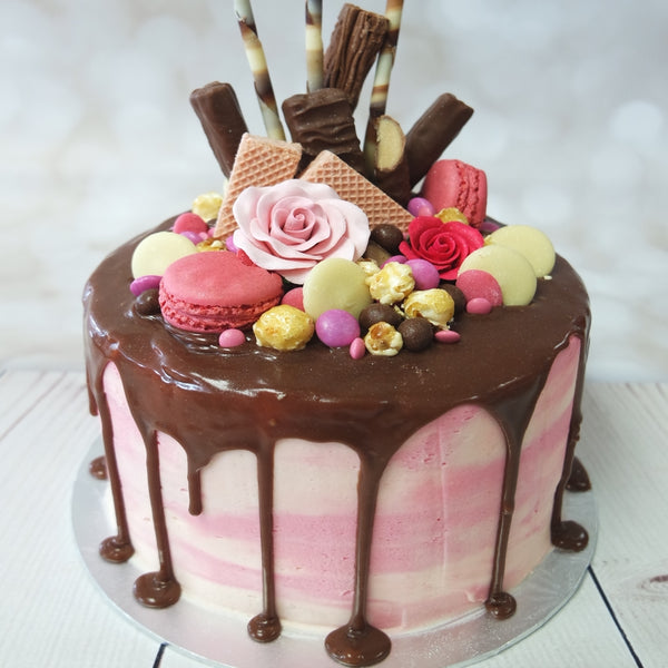 Crafty Cakes | Exeter | UK - Valentines Pink &amp; Pretty Rose Drip Cake