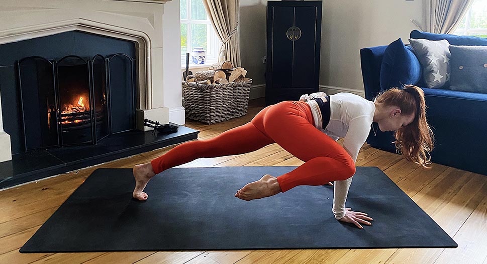 Barre plank at home