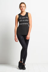 2XU Mid-Rise Compression Tights image 4 - The Sports Edit