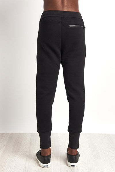 alo yoga joggers