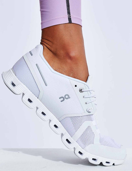 on running shoes womens cloud