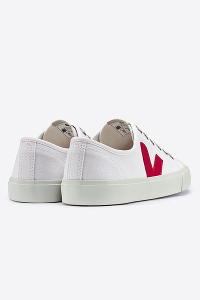 veja wata suede