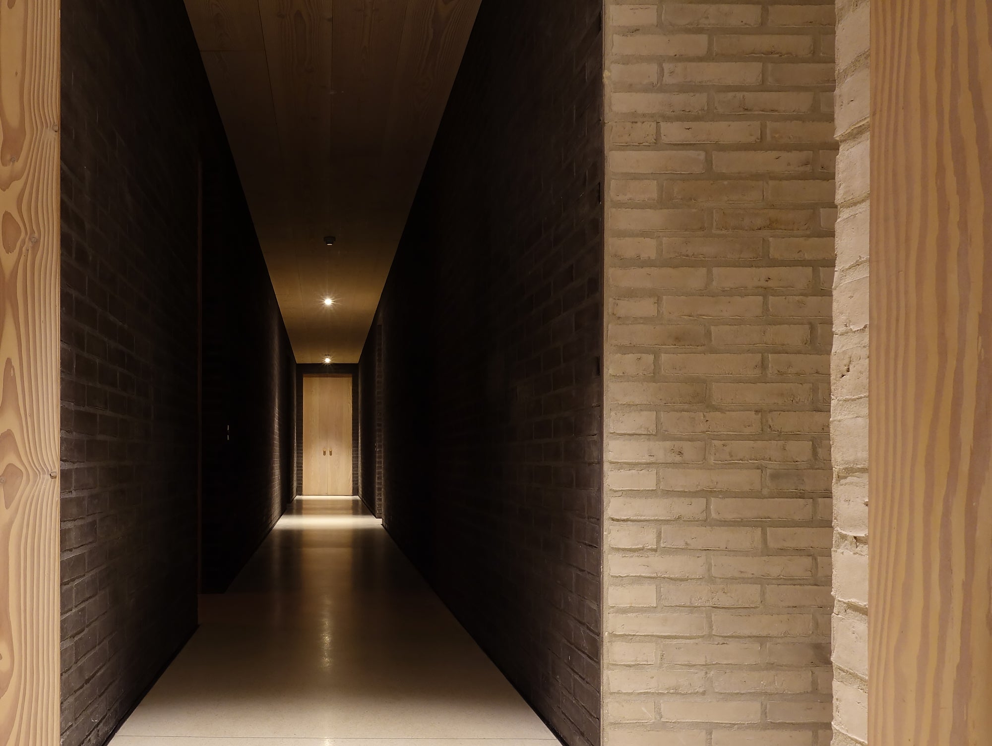 John Pawson's Life House - Corridors 