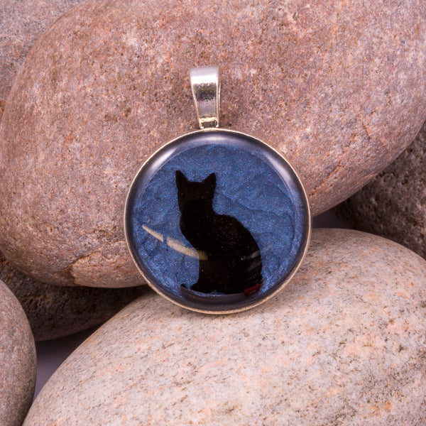 Handcrafted Bespoke Curious Cat Pendant; set in silver effect metal bezel.| Jabbawocky Crafts (jabbawockycrafts.co.uk)