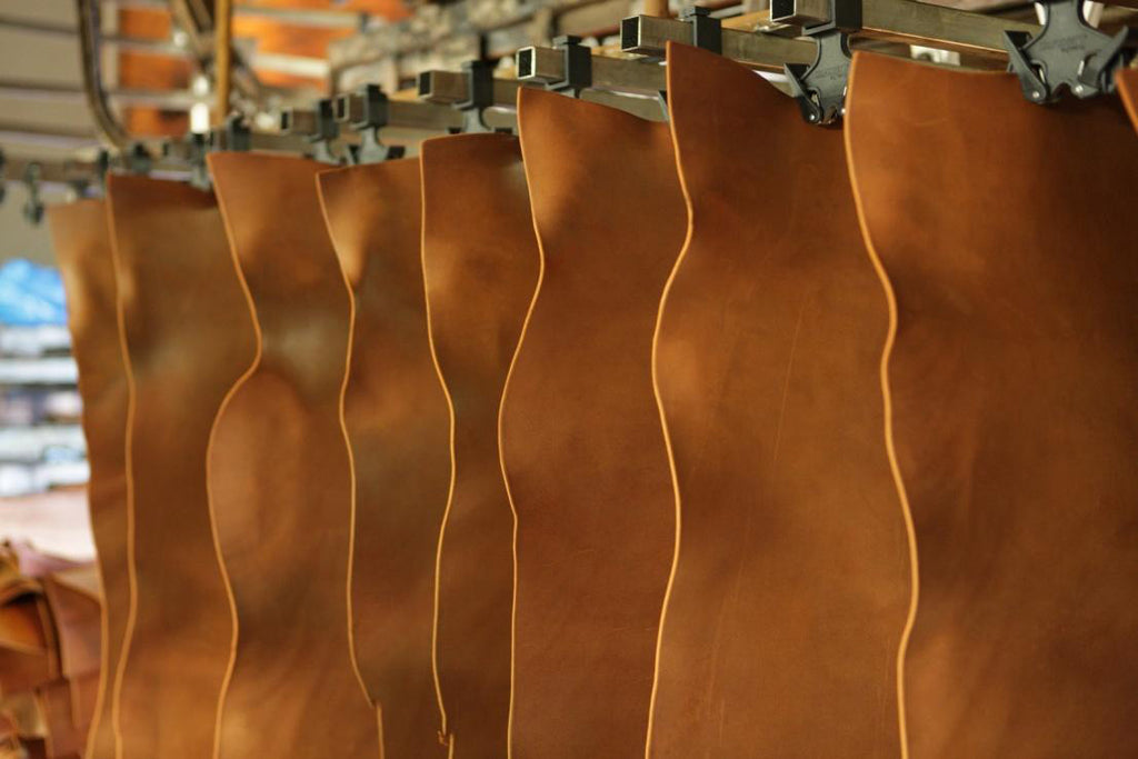 Italian Leather, tanning process, hanging leather