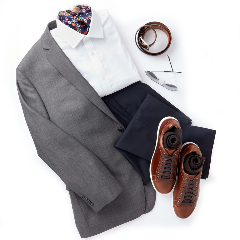 White Chinos with Blue Suede Oxford Shoes Outfits (3 ideas & outfits)