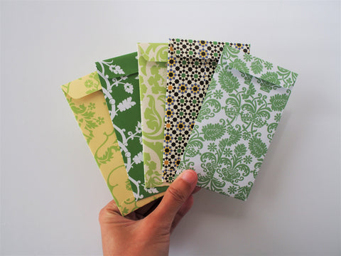 Evergreen Eid Mubarak stamped money envelopes--set of 5 in tall design