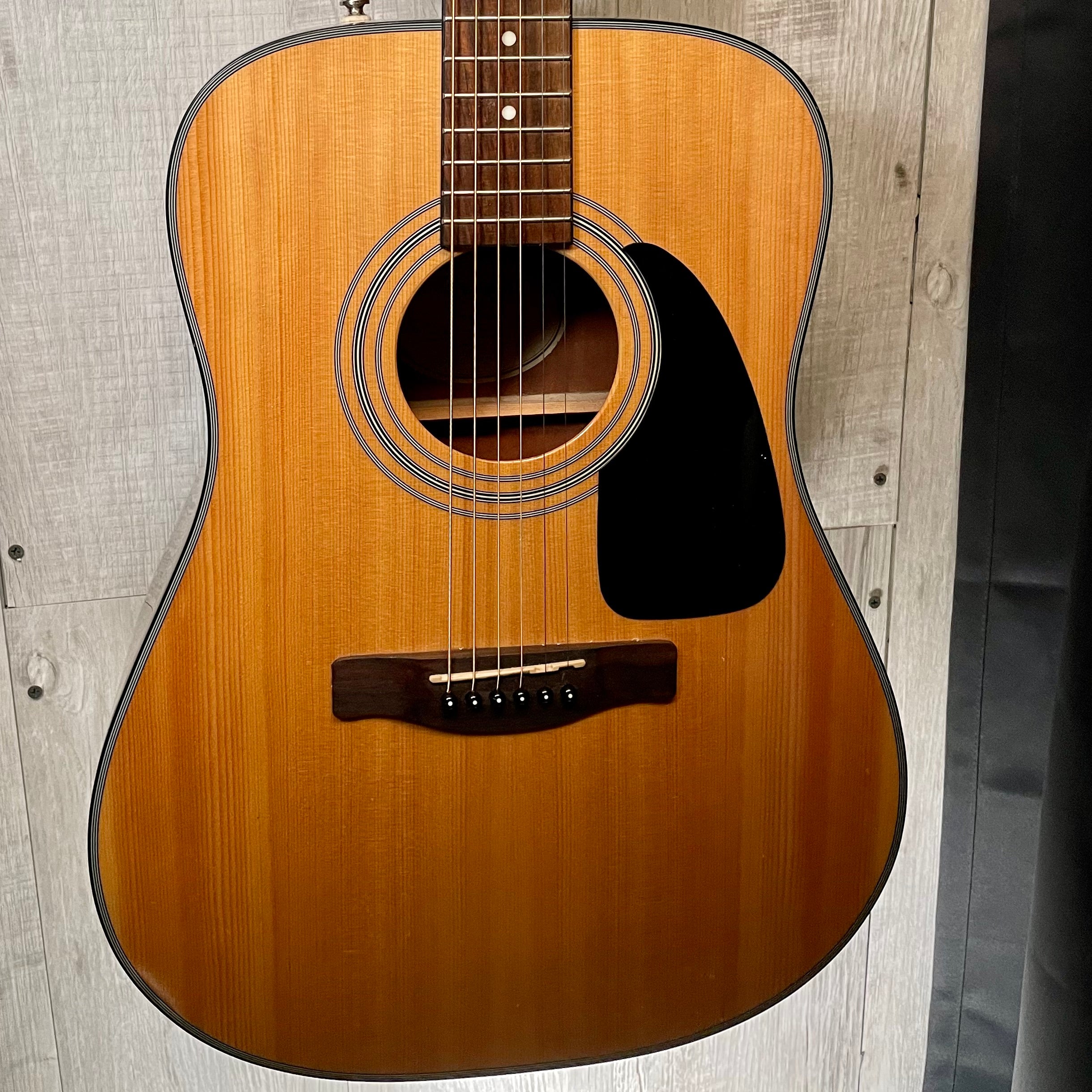 fender dg8 acoustic guitar