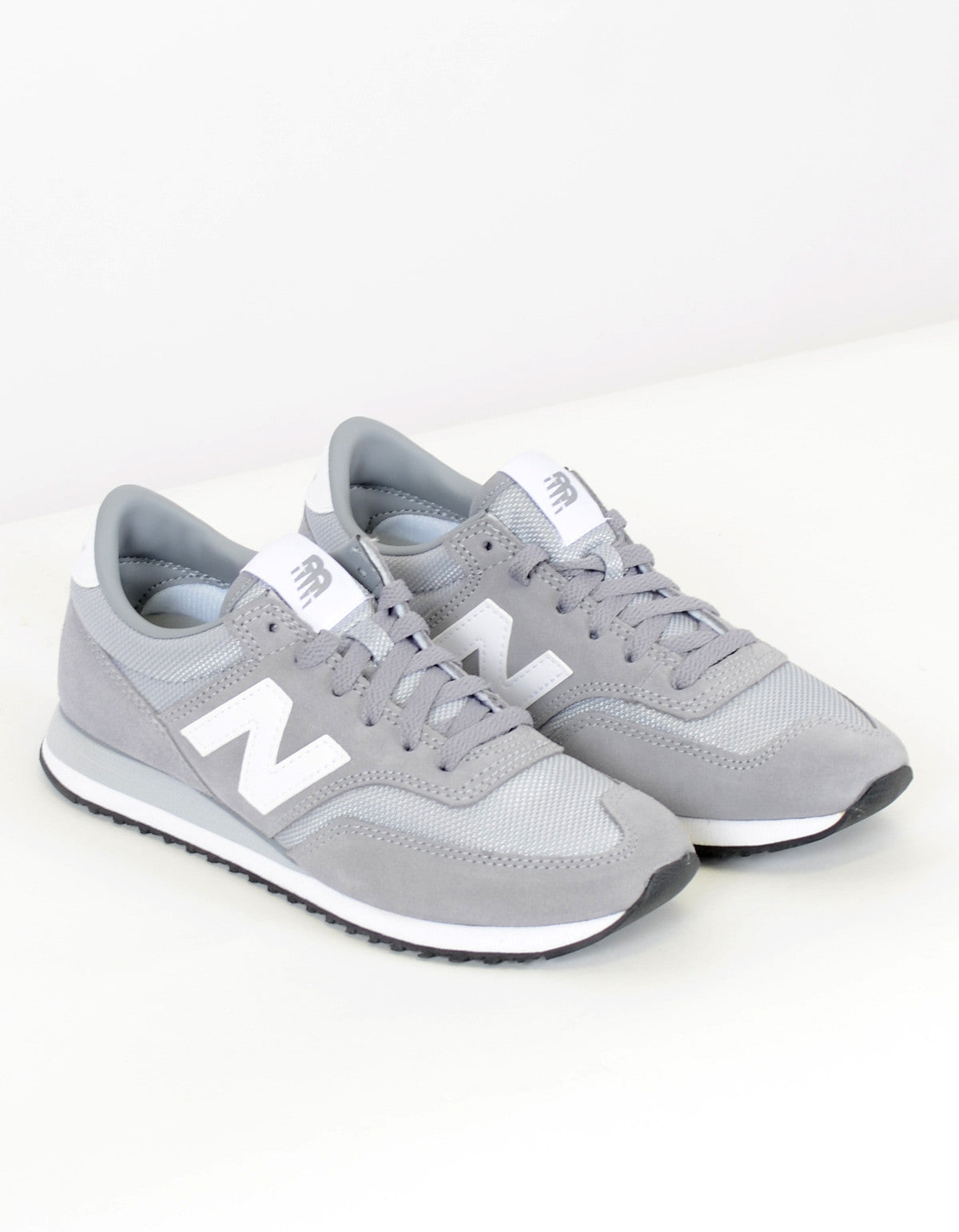 new balance 620 grey white