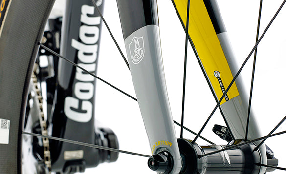 2015 JLT Condor Leggero team bike