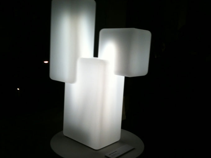 Kuba table lamp