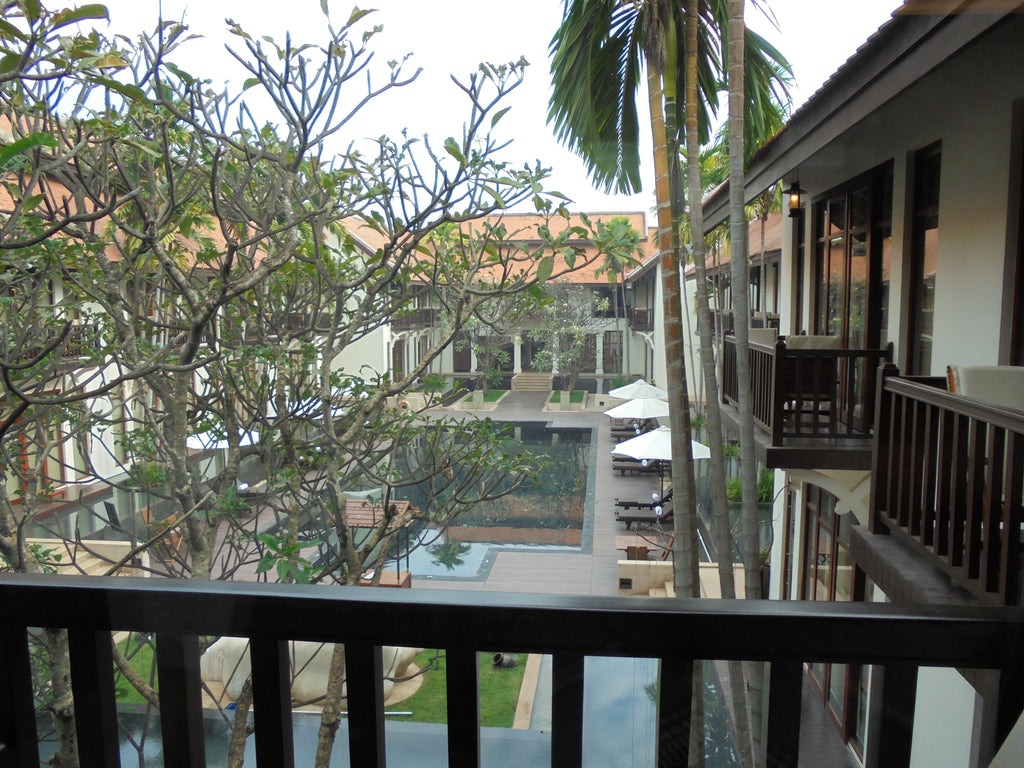 Anantara Siem Reap pool