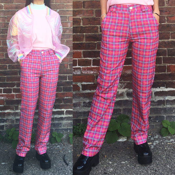 pink trousers