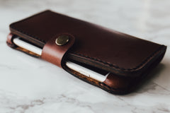 hand-and-hide-leather-phone-case