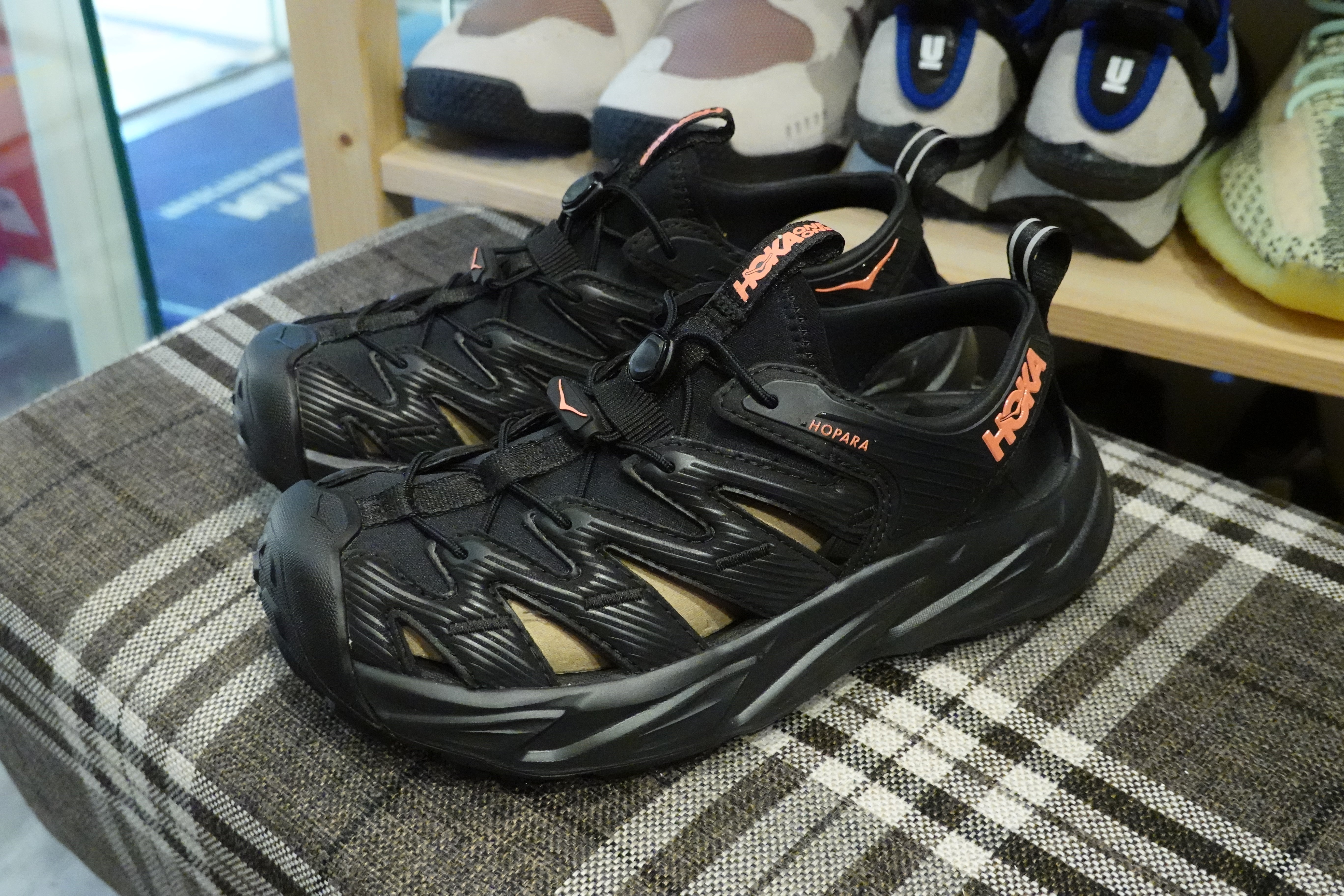 HOKA ONE ONE hopara ホパラ beams arrows fre - 通販 - gofukuyasan.com