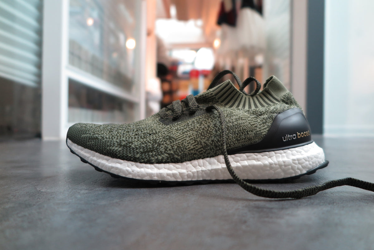 adidas Ultra Boost Uncaged - Base Green 