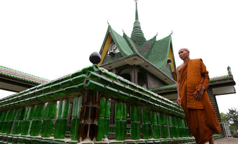 Wat Pa Maha Chedi Kaew Temple