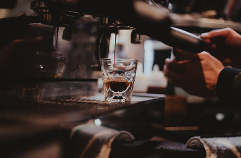 Espresso aus Kaffeemaschine