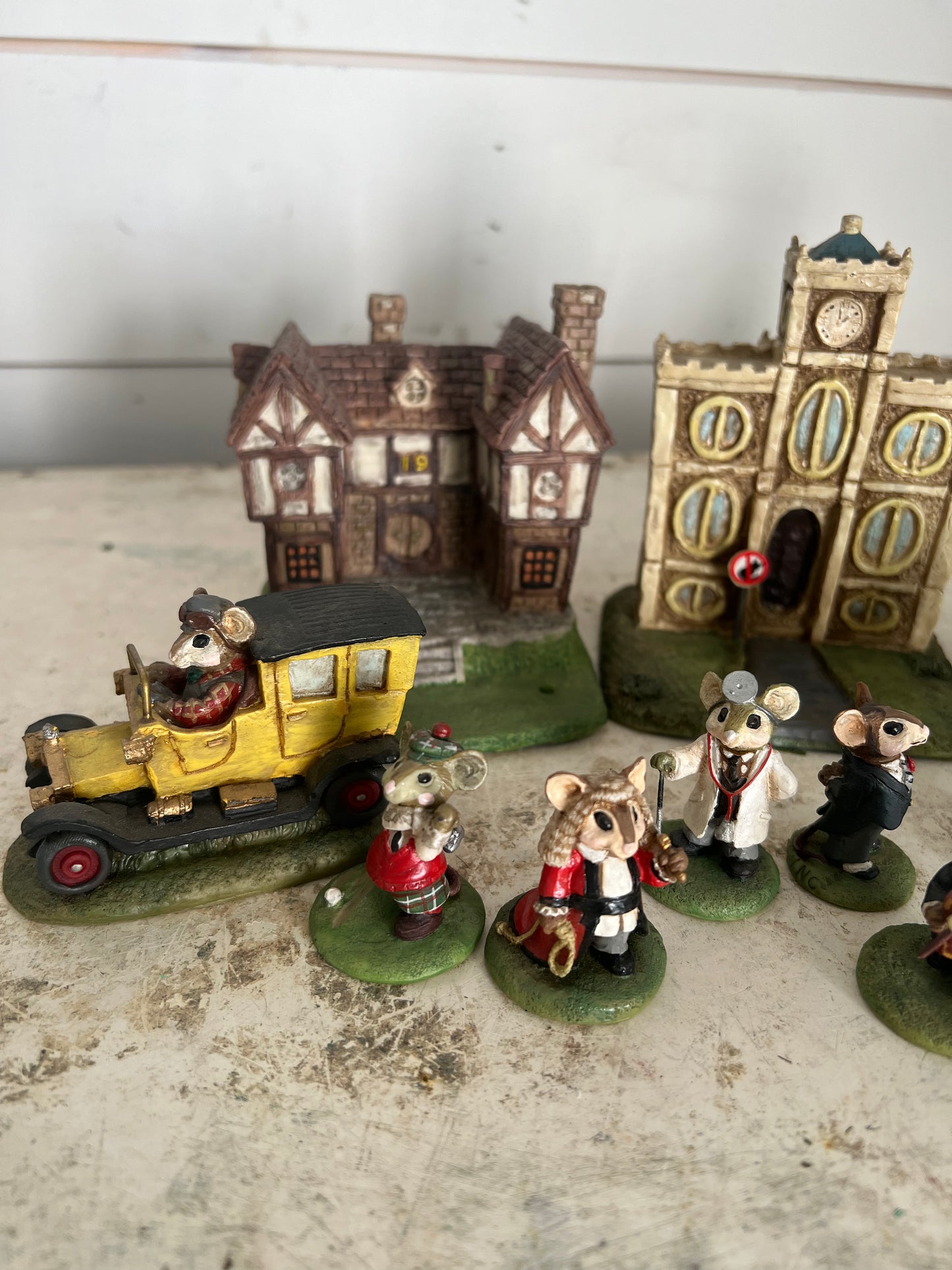 Mousehole Collectible Set