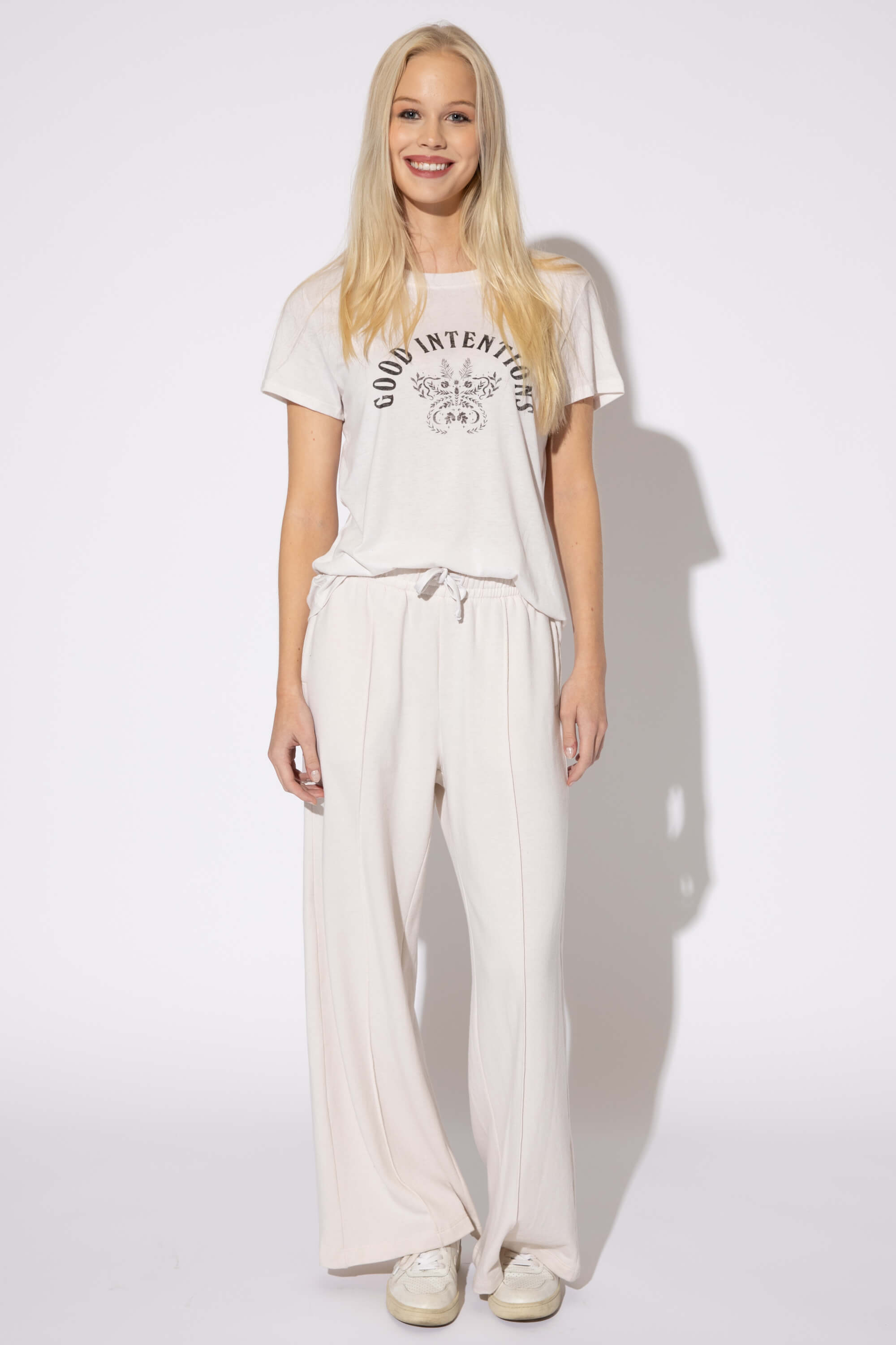 GOOD INTENTIONS CLASSIC TEE