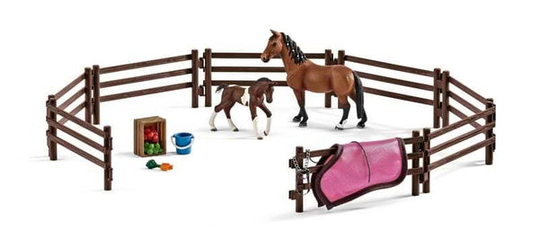 Schleich Farm World Paddock Horse Set