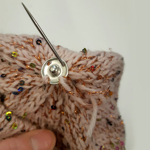 Magpie Darling Hat Finishing