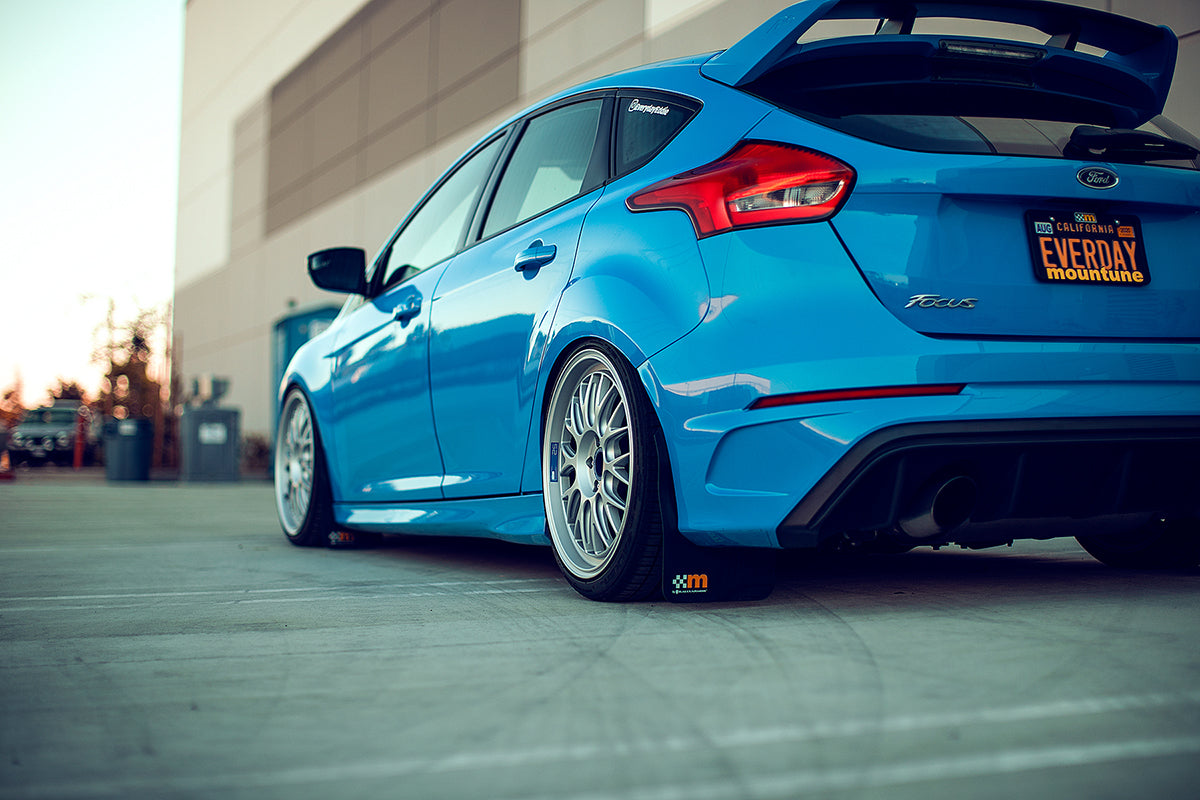 Ford Focus RS - Holeshot RSR Flow Form Wheels Fifteen52