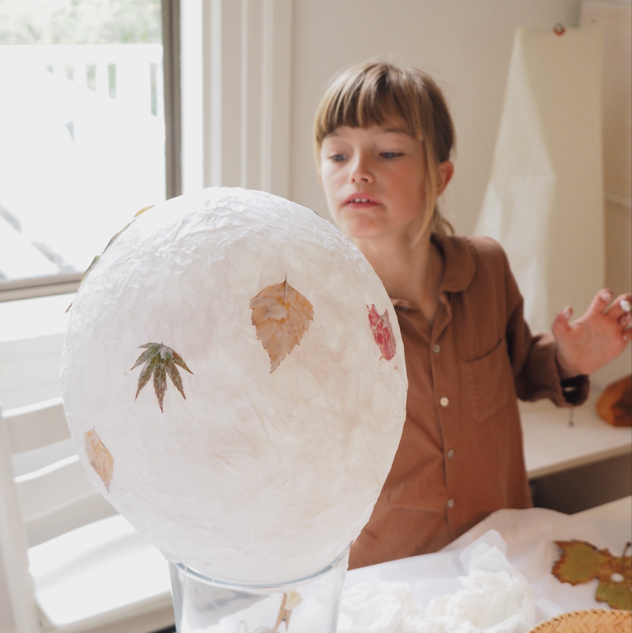 leaf lantern making