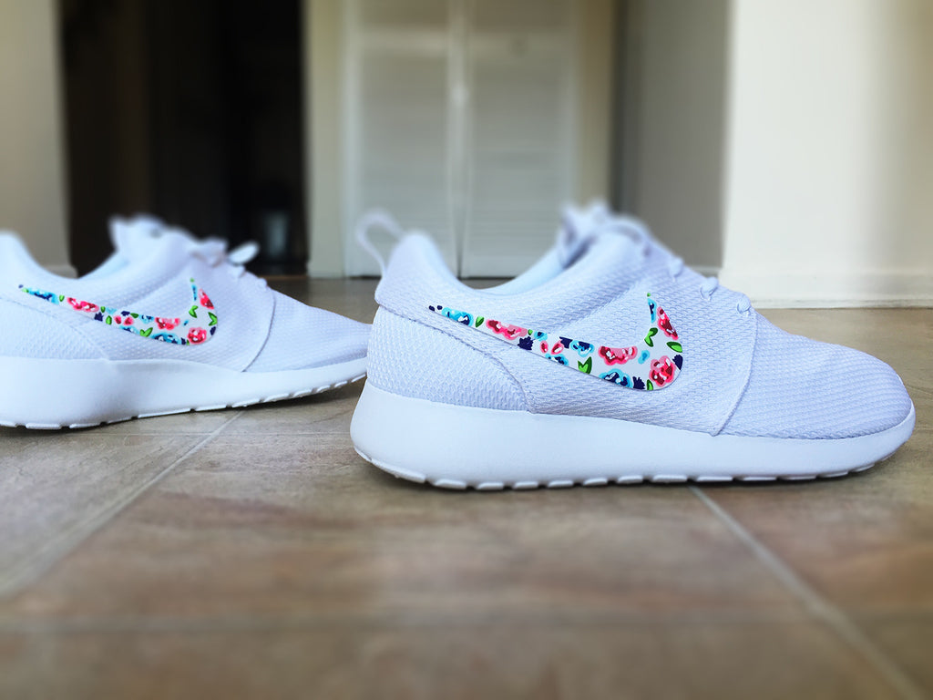 nike white floral shoes