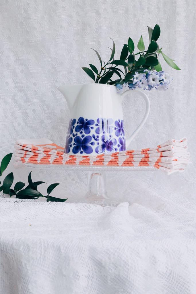 Pitcher and Cake Stand Gift Ideas