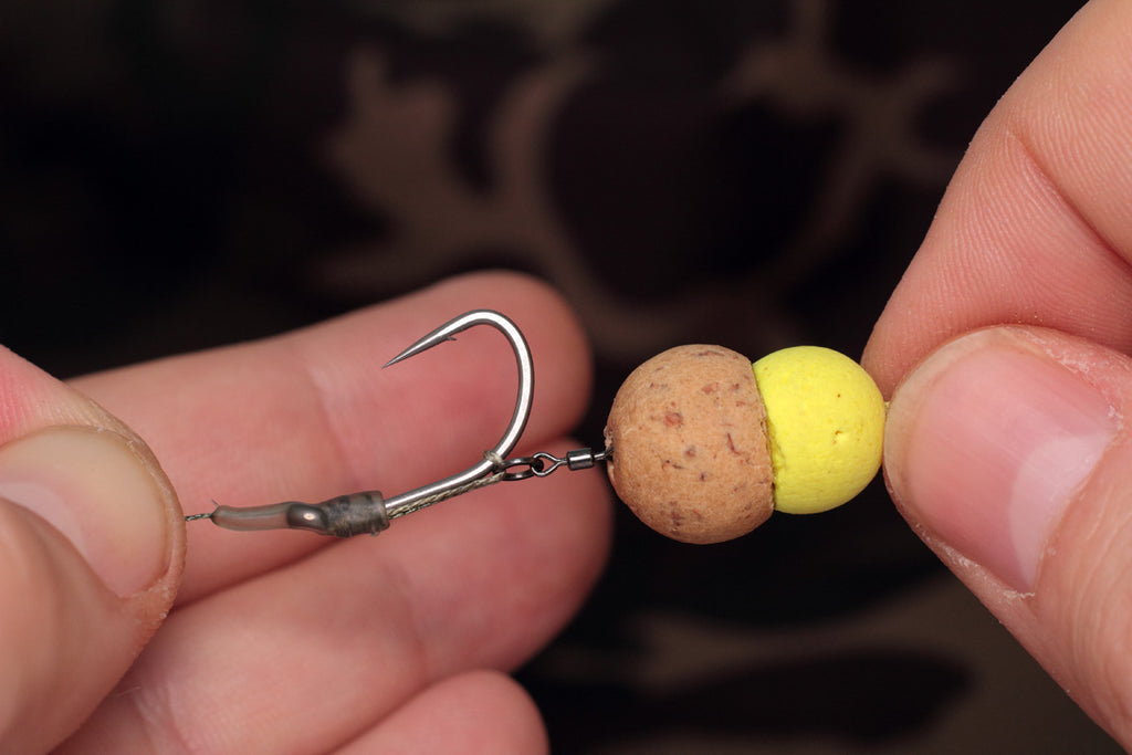 Transfer your hookbait onto the doubled over section