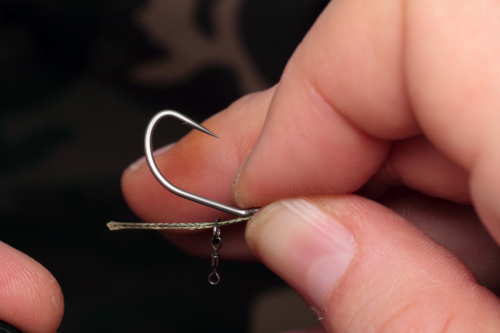 feed a micro hook ring swivel onto the doubled over section