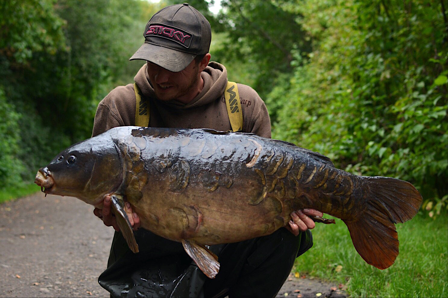 Dan Handley with a 36+ Mirror from Dinton pastures white swan - The take came after 72hours