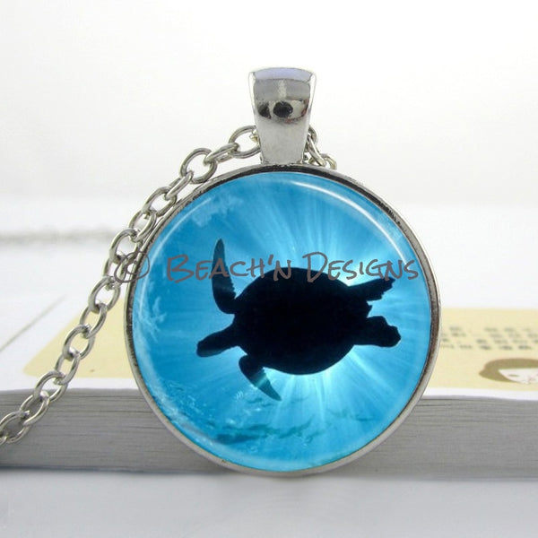 Glow in the Dark Sea Turtle Green Necklace - Beach'n Designs