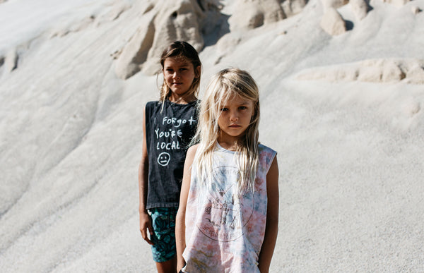 Children of the Tribe Lost Desert boys earth singlet & local muscle tee