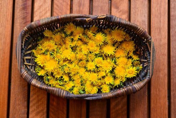 Wholesome Linen Blog - How To Make Jam from Dandelion Flowers and Flax Seeds 