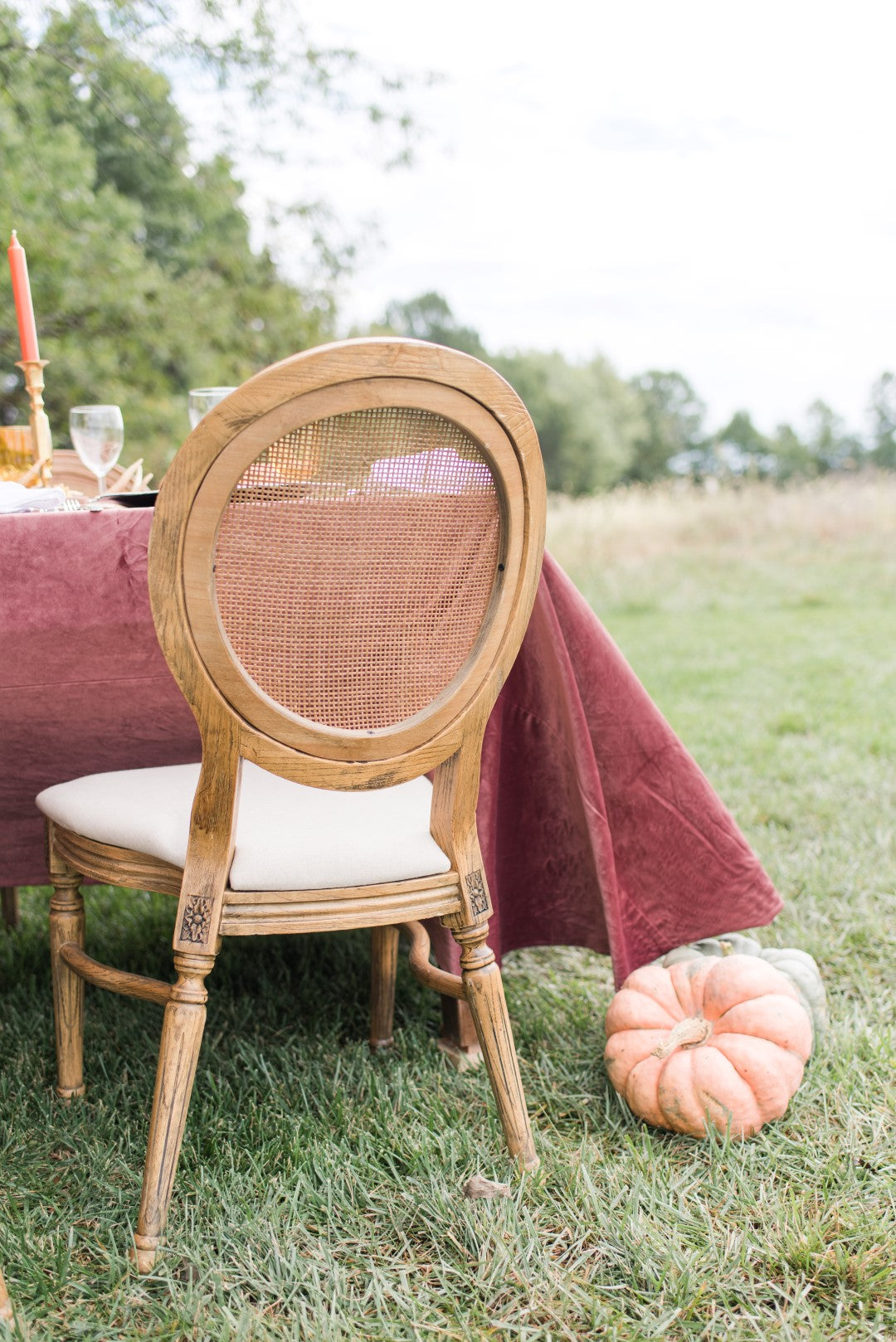 vintage chairs for a fall wedding