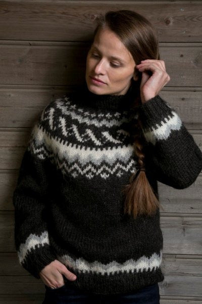 Traditional Pullover Black - Icelandic Sweaters - Shop Icelandic Products - 1
