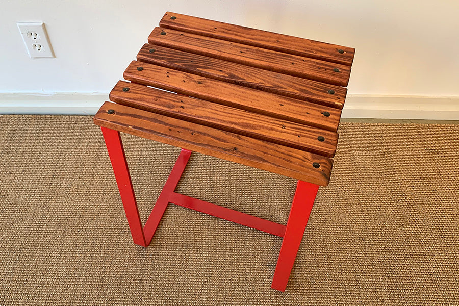 Factory Outlet: SplashUps Slatted Cafe Stool