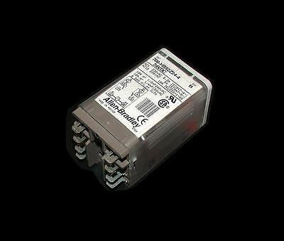 ALLEN BRADLEY GENERAL PURPOSE RELAY 24 VDC MODEL 700-HB32Z24-4