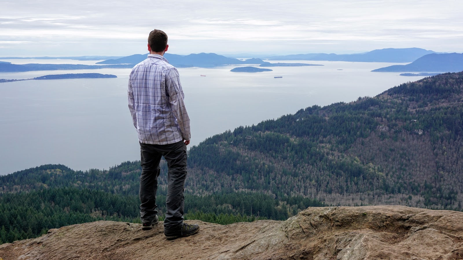 Six Amazing Hikes in Washington State - Oyster Dome